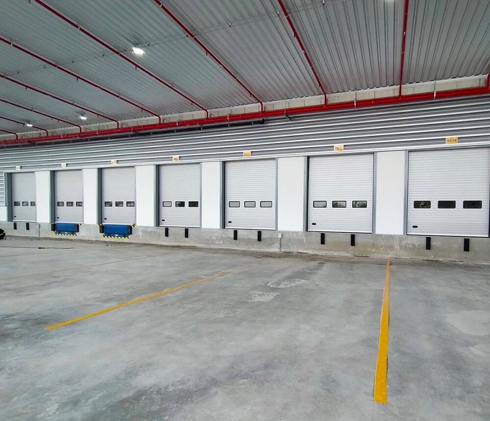 Sectional door งาน Bev Chain Logistic ในเครือกลุ่มเบียร์สิงห์